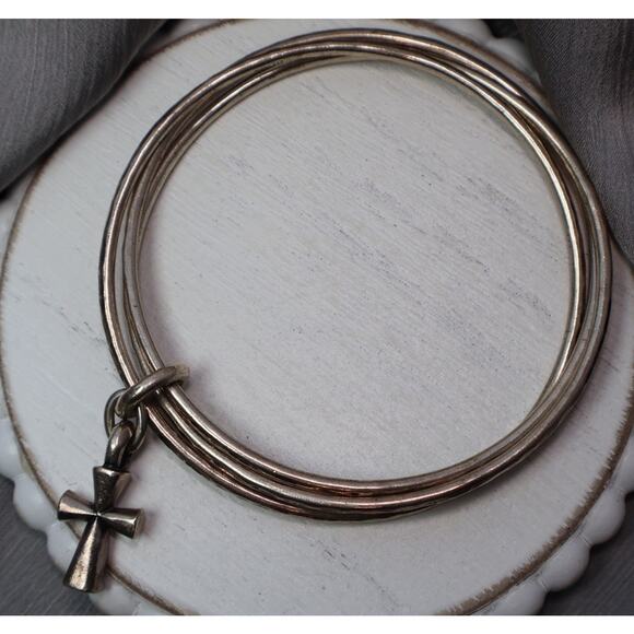 Retired James Avery 925 St.Teresa Cross Bangle Bracelet 14.12G/Sz M - Picture 1 of 6